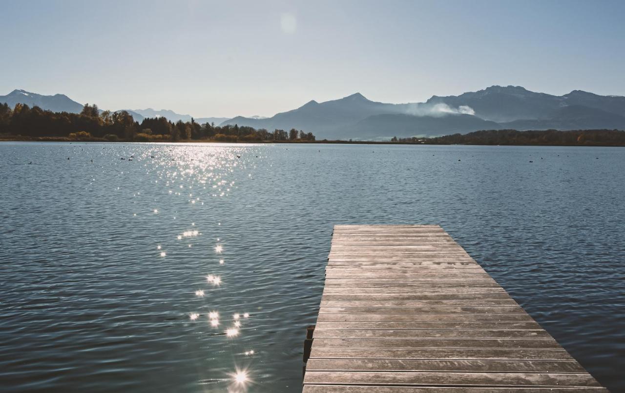Naturnahes Familienchalet Mit Garten - Wifi - Netflix - Nur 15 Minuten Vom Chiemsee Und 35 Minuten Von Muenchen Entfernt Vogtareuth Exterior photo