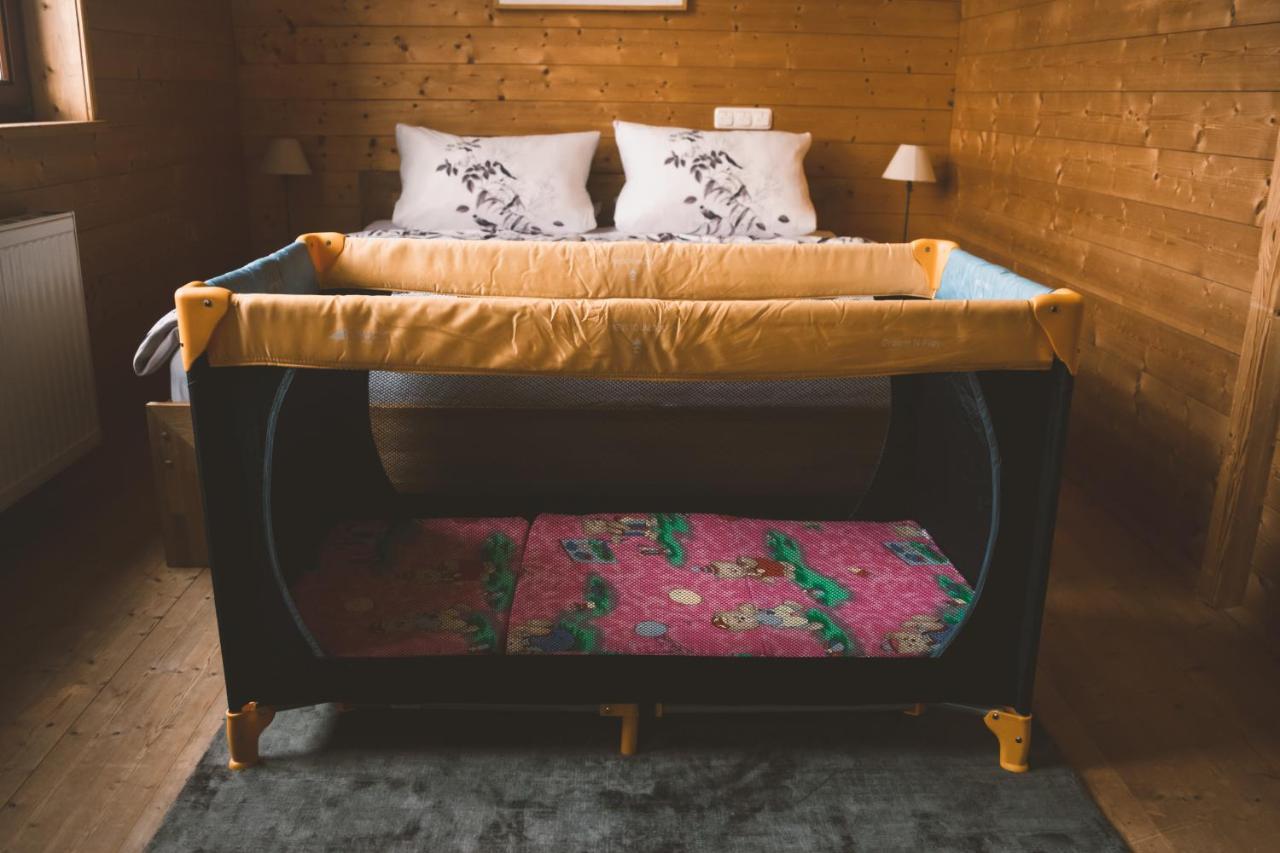 Naturnahes Familienchalet Mit Garten - Wifi - Netflix - Nur 15 Minuten Vom Chiemsee Und 35 Minuten Von Muenchen Entfernt Vogtareuth Exterior photo